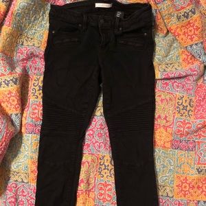 Black skinny jeans
